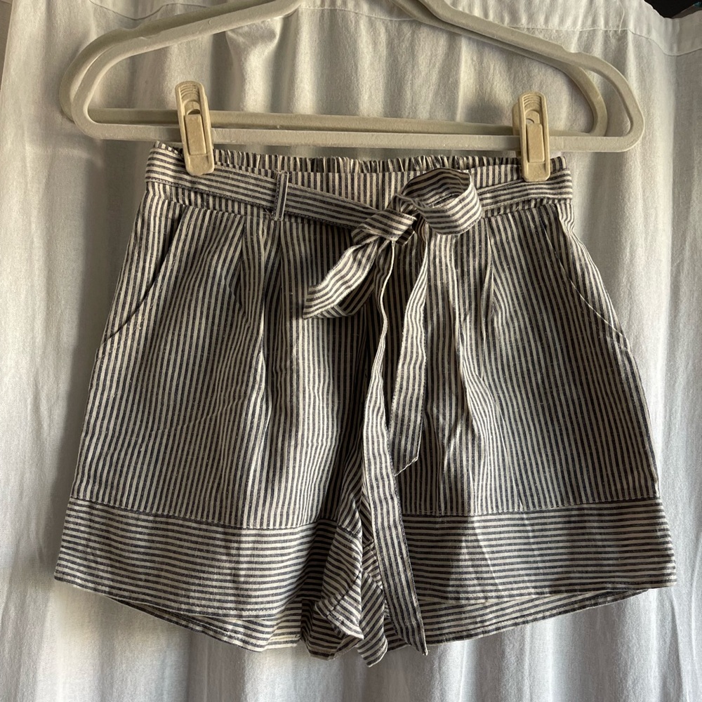 LA Hearts Striped Linen Shorts